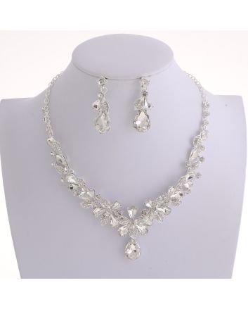 CRYSTAL RHINESTONE NECKLACE SET