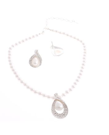 Pearl Necklace Earring Set