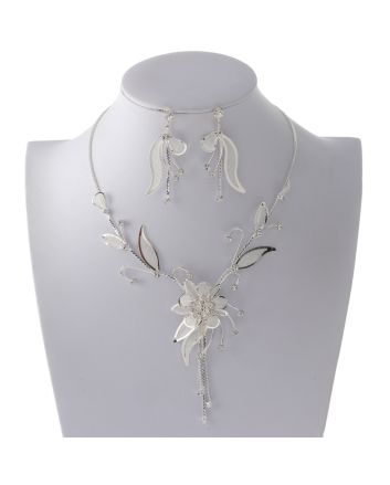 Metal Necklace Set
