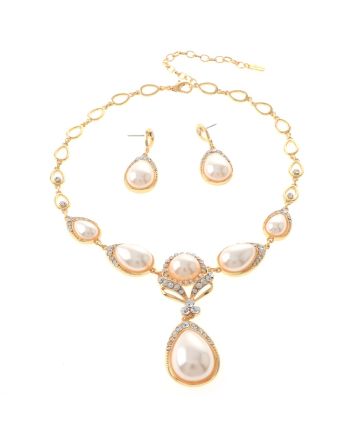 Synthetic Pearl Necklace Earring Set