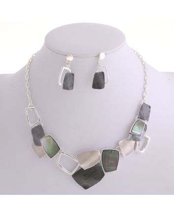 Pendant Earring Set